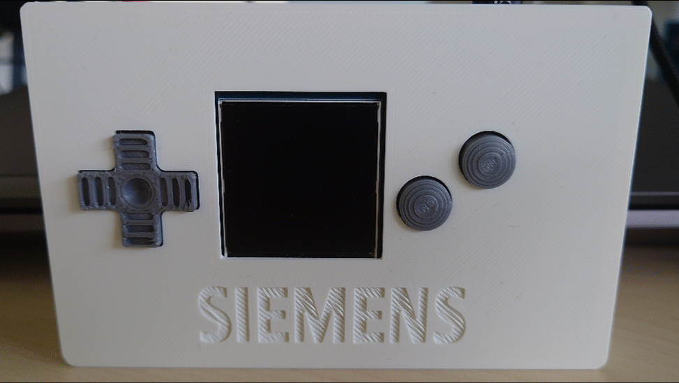 Die Snake bewegt sich dauerhaft nach oben, dabei wächst sie die ganze Zeit